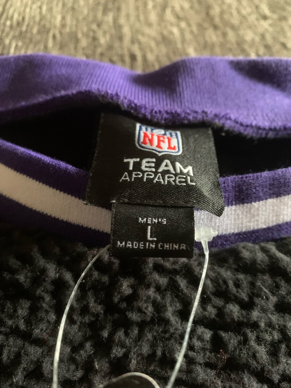 Men’s Black Sherpa Ravens Crewneck Pullover - Picture 8 of 10